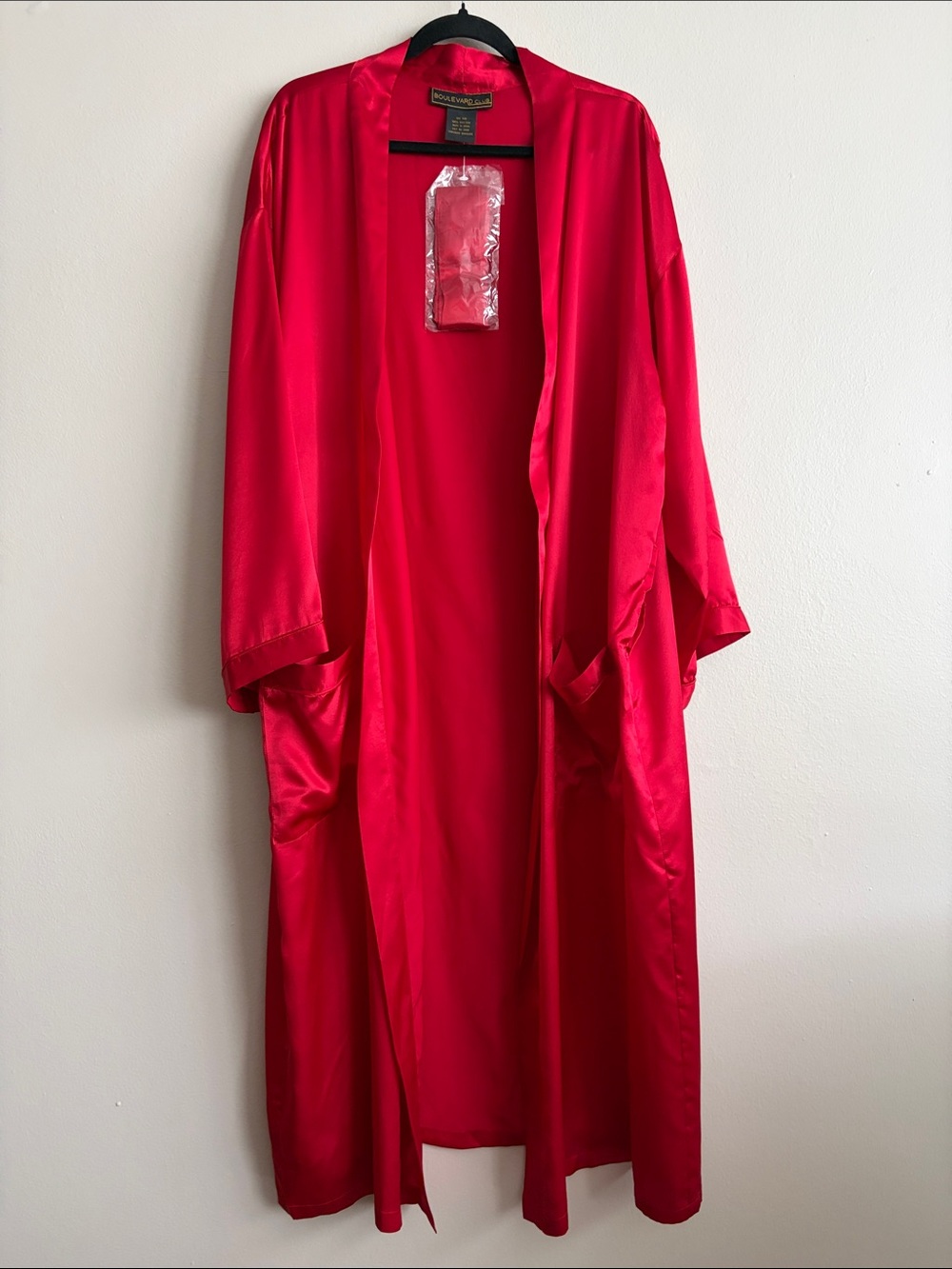 Boulevard Club VTG 100% Pure Silk Long Robe Cherry Red One Size NWOT